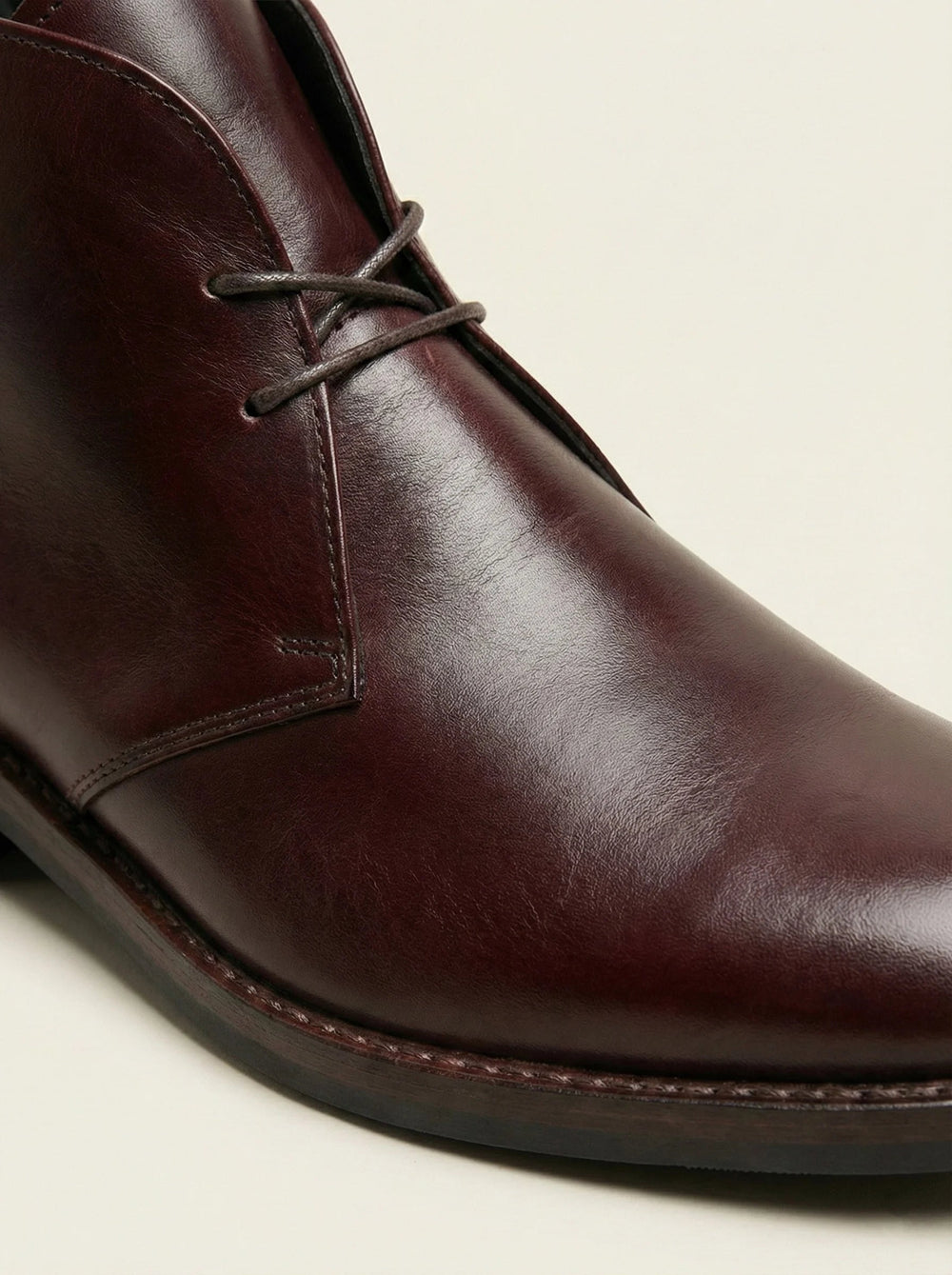 The Kensington Chukka - Burgundy Wayne Studio.