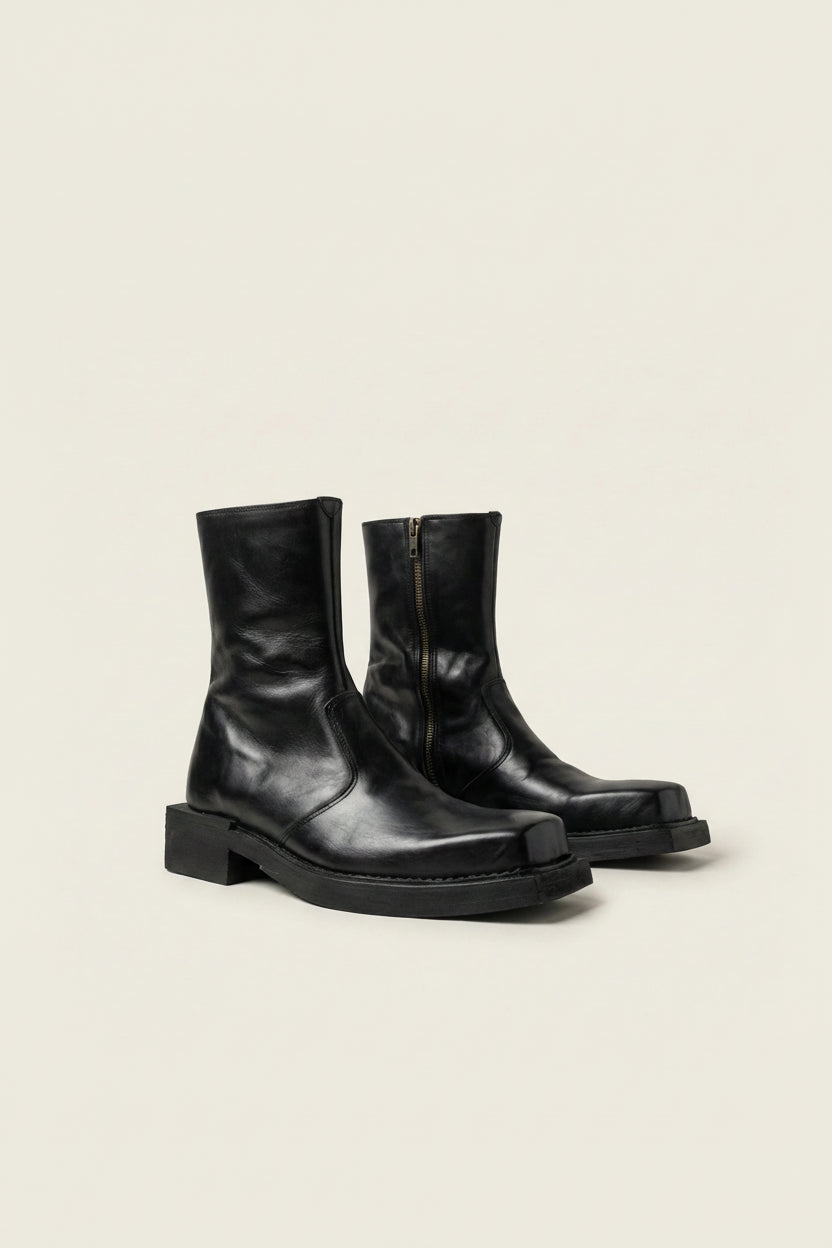 The Vanguard Square-Toe Boot Wayne Studio.