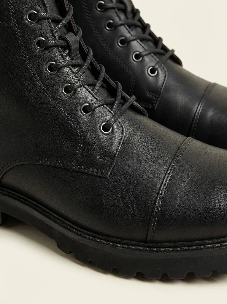 The Vanguard Cap-Toe Boot Wayne Studio.